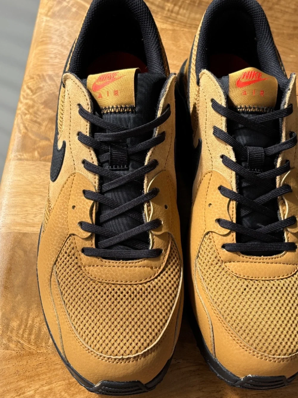 BRAND NEW Nike Air Max Excee Men's Rare Color Wheat Tan / Black Athletic Shoes